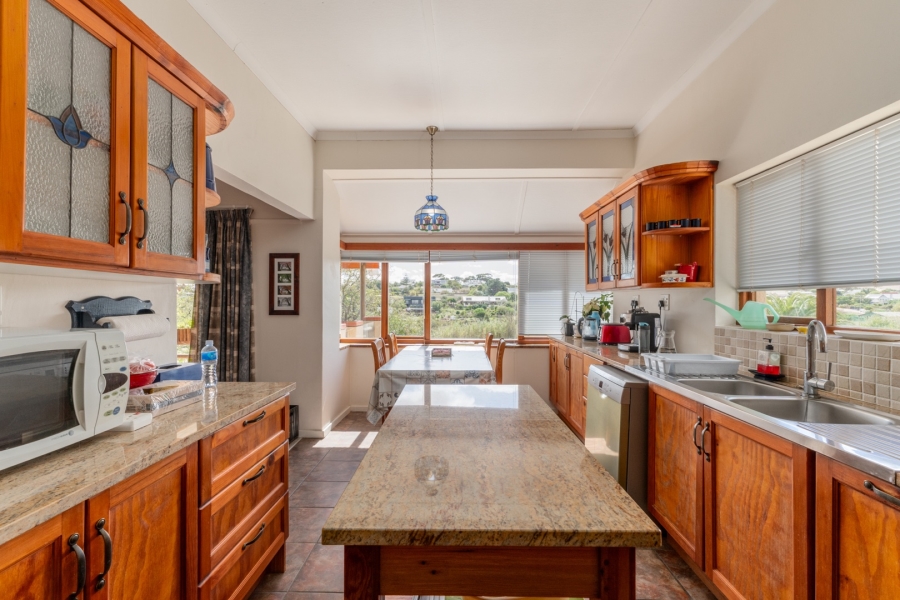 4 Bedroom Property for Sale in Napier Western Cape